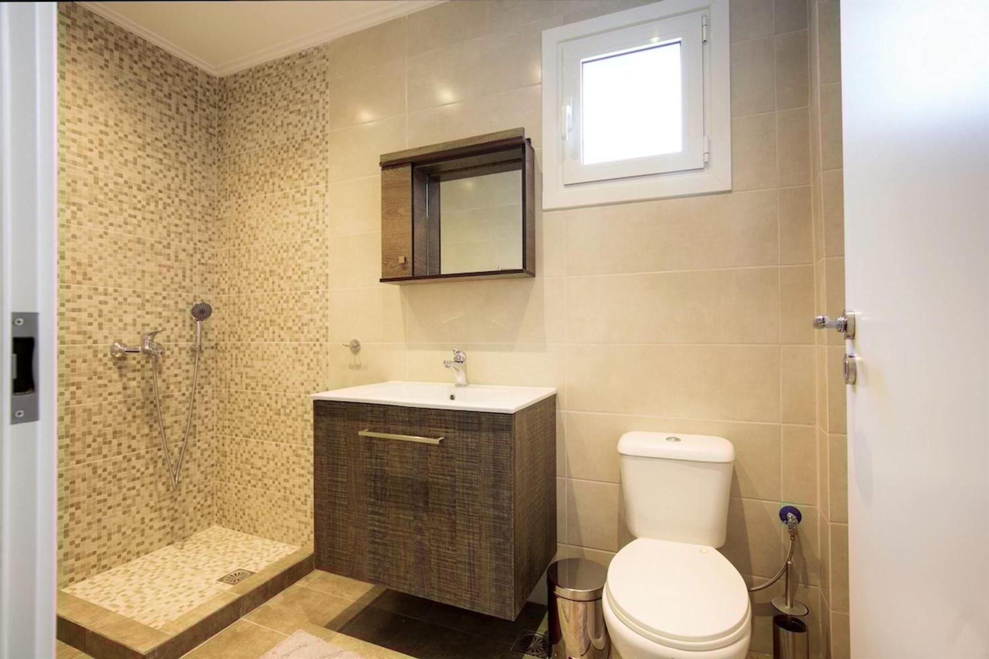 Peaceful Renovated Apartment Near Lycabettus Hill Atena Exterior foto